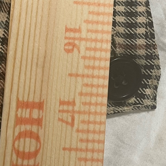 Woman’s Dickies plaid wide width pleated mini skirt. Side zip w button. Tan - Picture 11 of 14